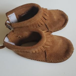 Toddler Minnetonka moccasins